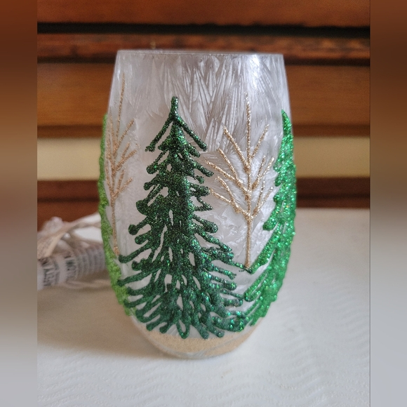 Nwt Stony Creek frosted glass lighted vase pine trees winter scene - Picture 10 of 10
